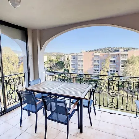Port Marine - T3 Calme, Avec Terrasse, Piscine, Pres De La Plage Sainte-Maxime Exterior foto